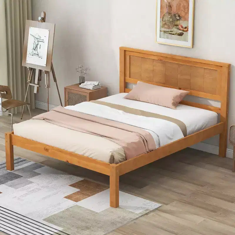 Lit plateforme en bois moderne et simple avec tête de lit