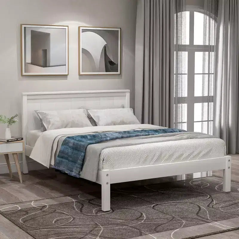 Lit plateforme en bois moderne et simple avec tête de lit