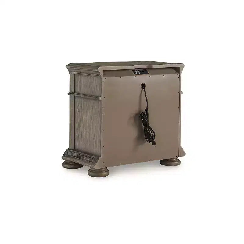 Table de chevet à trois tiroirs avec ports USB, marron clair