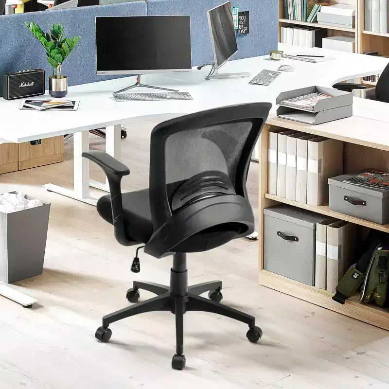 Chaise de bureau ergonomique en maille, capacité 150 kg, fauteuil de bureau avec support lombaire intégré, assise en mousse haute densité, piétement cinq branches